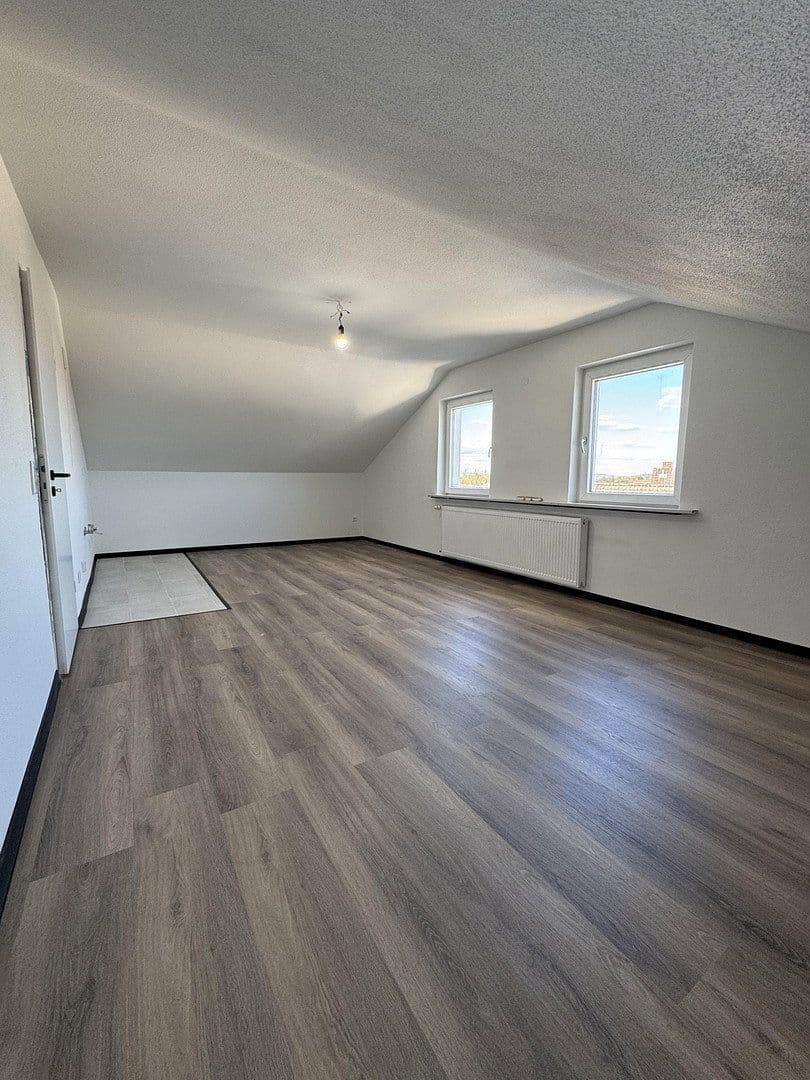 Pronájem bytu 3+1 50 m², Limeshain, Hessen Pronájem bytu 3+1 50 m², Limeshain, Hessen
