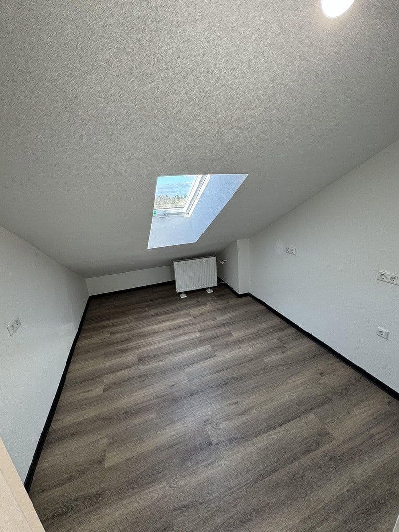 Pronájem bytu 3+1 50 m², Limeshain, Hessen Pronájem bytu 3+1 50 m², Limeshain, Hessen