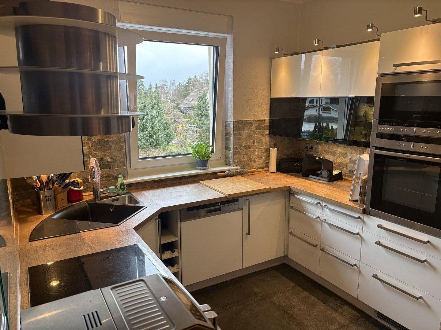 Pronájem domu 192 m², pozemek 525 m², Berlin, Berlín Pronájem domu 192 m², pozemek 525 m², Berlin, Berlín