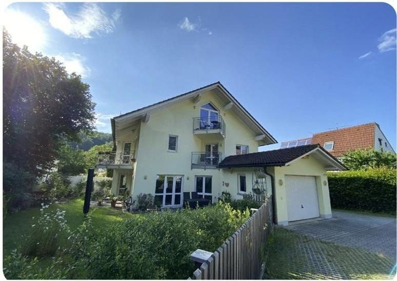Prodej domu 180 m², pozemek 388 m², Watzmannstrasse 7, Starnberg, Bavorsko Prodej domu 180 m², pozemek 388 m², Watzmannstrasse 7, Starnberg, Bavorsko