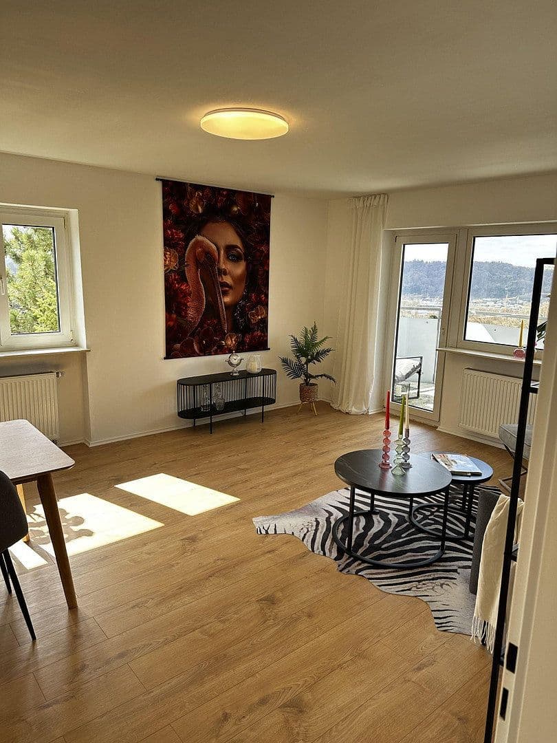 Prodej bytu 3+1 83 m², Am Richtsberg 1, Marburg, Hessen Prodej bytu 3+1 83 m², Am Richtsberg 1, Marburg, Hessen