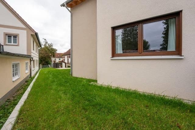 Prodej domu 145 m², pozemek 267 m², Schloßstraße 20a, Odelzhausen, Bavorsko Prodej domu 145 m², pozemek 267 m², Schloßstraße 20a, Odelzhausen, Bavorsko