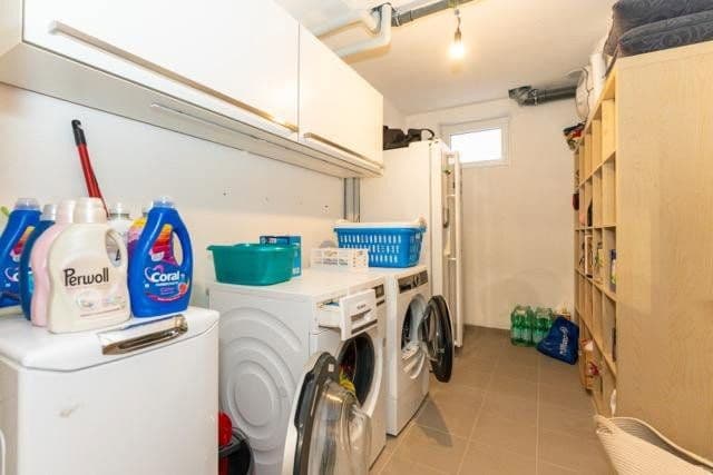 Prodej domu 145 m², pozemek 267 m², Schloßstraße 20a, Odelzhausen, Bavorsko Prodej domu 145 m², pozemek 267 m², Schloßstraße 20a, Odelzhausen, Bavorsko