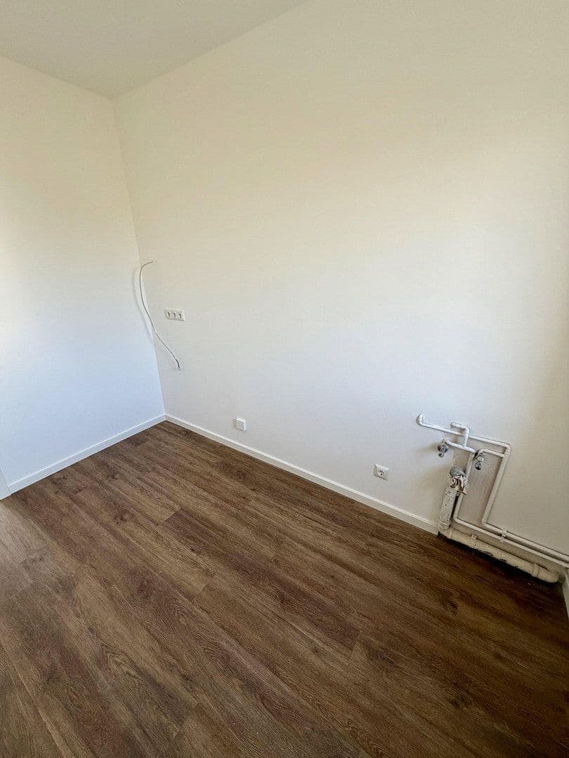 Pronájem bytu 3+1 60 m², Birkenstraße 1, Groß Kreutz (Havel), Braniborsko Pronájem bytu 3+1 60 m², Birkenstraße 1, Groß Kreutz (Havel), Braniborsko
