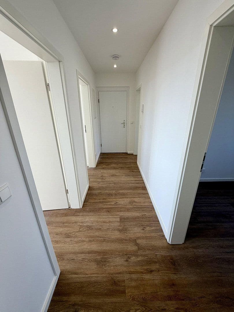 Pronájem bytu 3+1 60 m², Birkenstraße 1, Groß Kreutz (Havel), Braniborsko Pronájem bytu 3+1 60 m², Birkenstraße 1, Groß Kreutz (Havel), Braniborsko