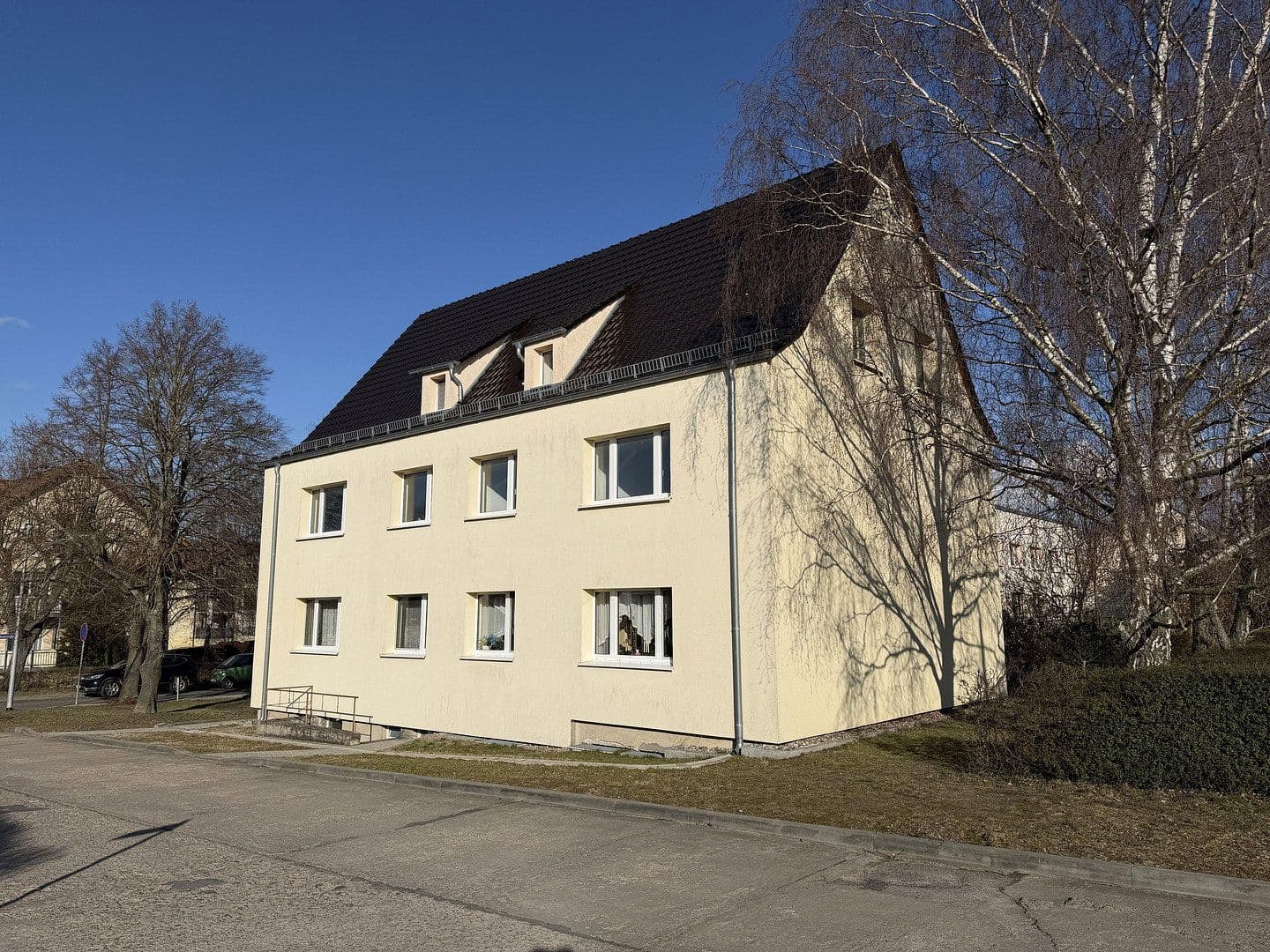 Pronájem bytu 3+1 60 m², Birkenstraße 1, Groß Kreutz (Havel), Braniborsko Pronájem bytu 3+1 60 m², Birkenstraße 1, Groß Kreutz (Havel), Braniborsko
