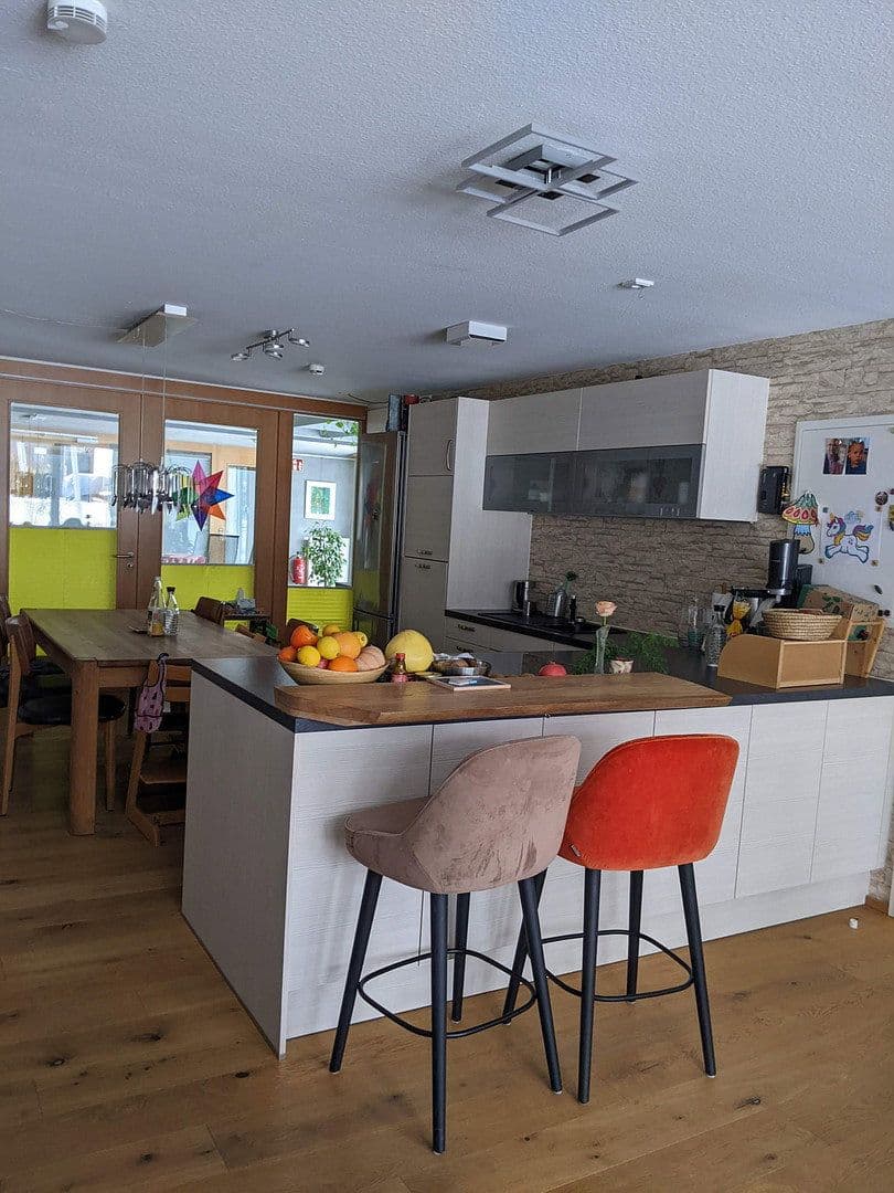 Prodej bytu 4+1 105 m², Raistinger Str. 2/2, Herrenberg, Bádensko-Württembersko Prodej bytu 4+1 105 m², Raistinger Str. 2/2, Herrenberg, Bádensko-Württembersko