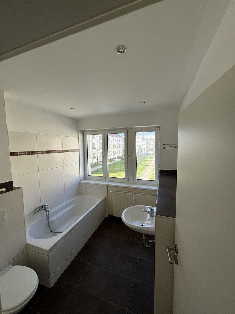 Prodej bytu 7+1 160 m², Am Polderdeich 11, Magdeburg, Sasko-Anhaltsko Prodej bytu 7+1 160 m², Am Polderdeich 11, Magdeburg, Sasko-Anhaltsko