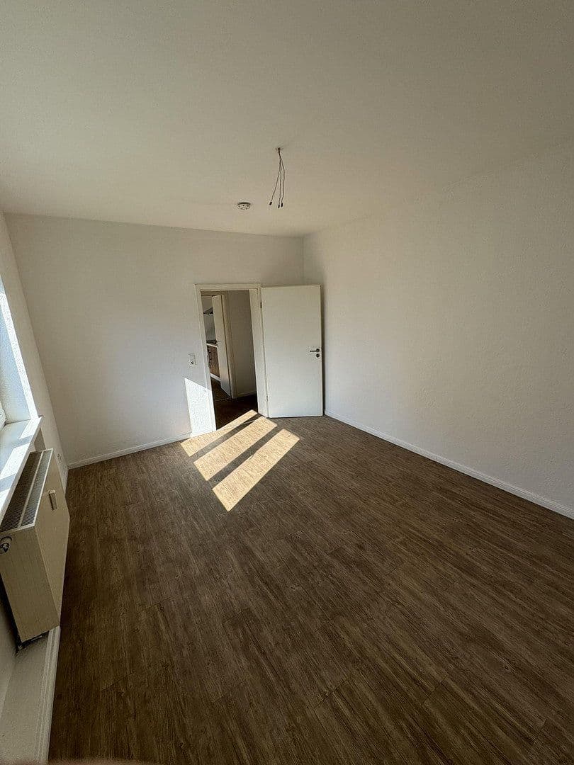 Prodej bytu 7+1 160 m², Am Polderdeich 11, Magdeburg, Sasko-Anhaltsko Prodej bytu 7+1 160 m², Am Polderdeich 11, Magdeburg, Sasko-Anhaltsko