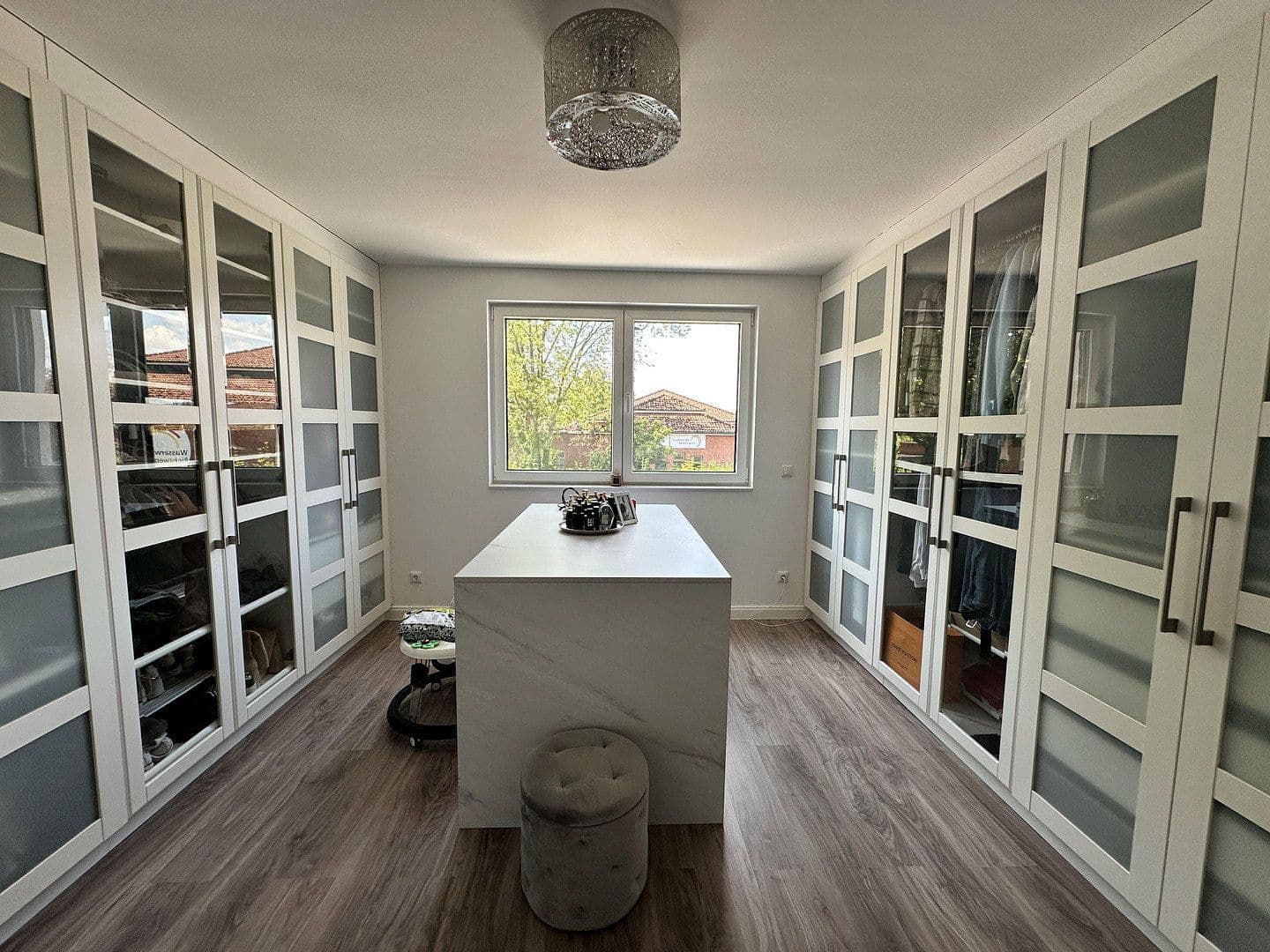 Prodej domu 305 m², pozemek 568 m², Geesthacht, Šlesvicko-Holštýnsko Prodej domu 305 m², pozemek 568 m², Geesthacht, Šlesvicko-Holštýnsko