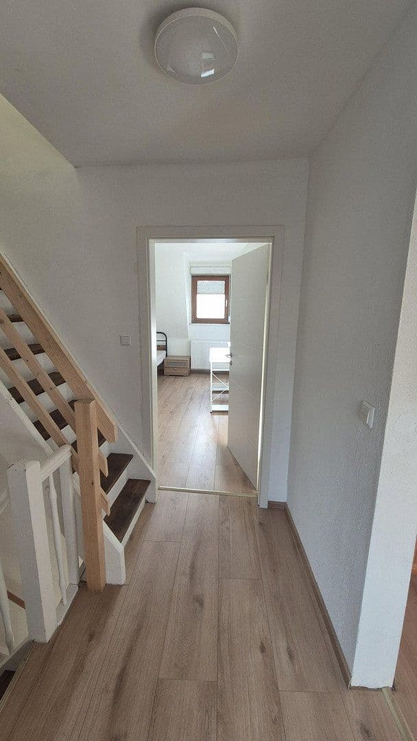 Prodej domu 155 m², pozemek 168 m², Gesellstr. 45, Pforzheim, Bádensko-Württembersko Prodej domu 155 m², pozemek 168 m², Gesellstr. 45, Pforzheim, Bádensko-Württembersko