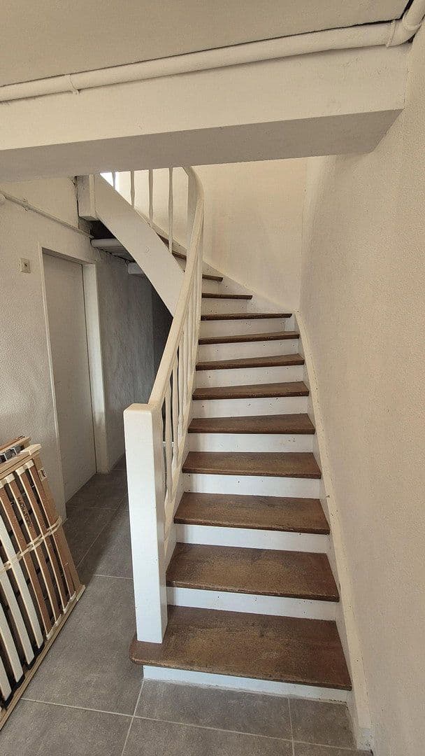 Prodej domu 155 m², pozemek 168 m², Gesellstr. 45, Pforzheim, Bádensko-Württembersko Prodej domu 155 m², pozemek 168 m², Gesellstr. 45, Pforzheim, Bádensko-Württembersko