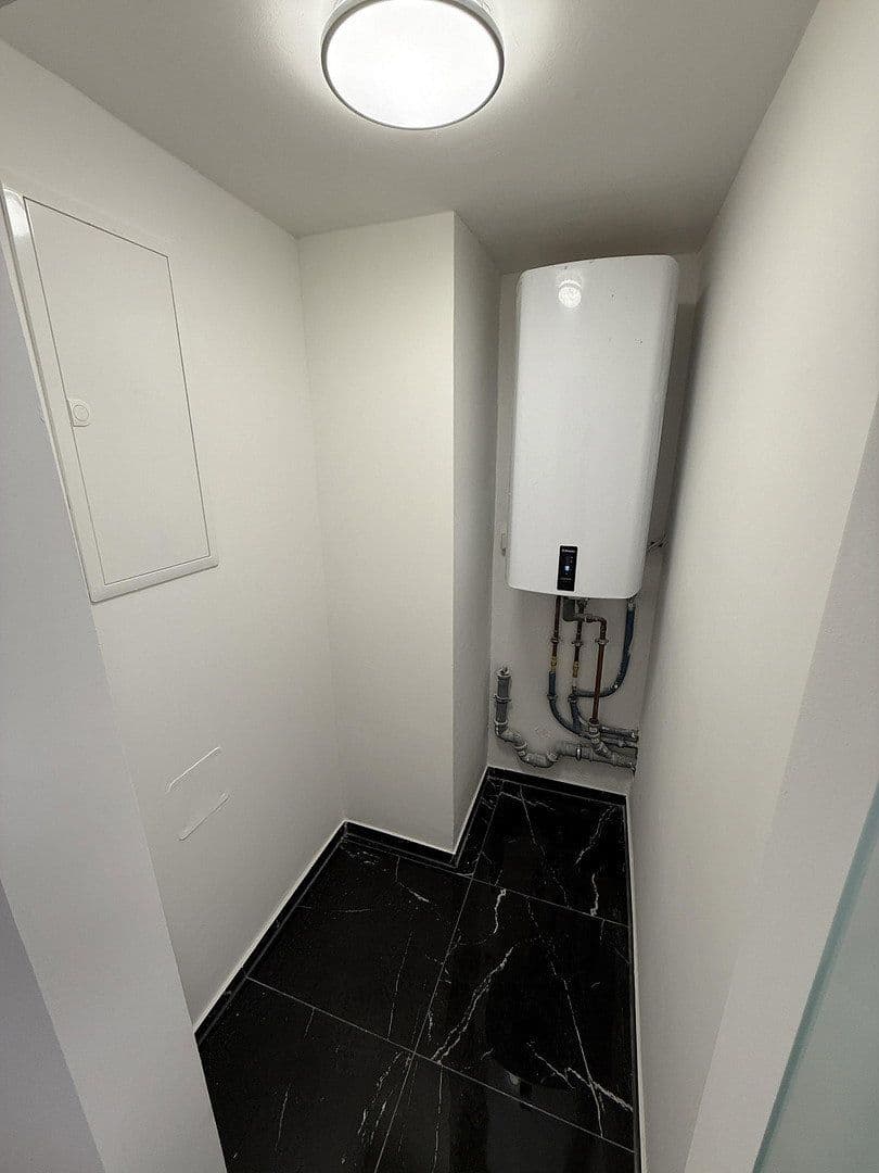 Prodej bytu 3+1 68 m², Stuttgart, Bádensko-Württembersko Prodej bytu 3+1 68 m², Stuttgart, Bádensko-Württembersko