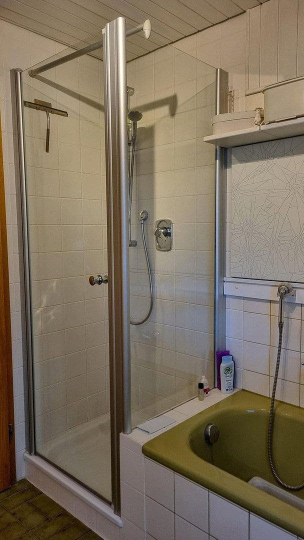 Prodej domu 215 m², pozemek 697 m², Böhmenkirch, Bádensko-Württembersko Prodej domu 215 m², pozemek 697 m², Böhmenkirch, Bádensko-Württembersko