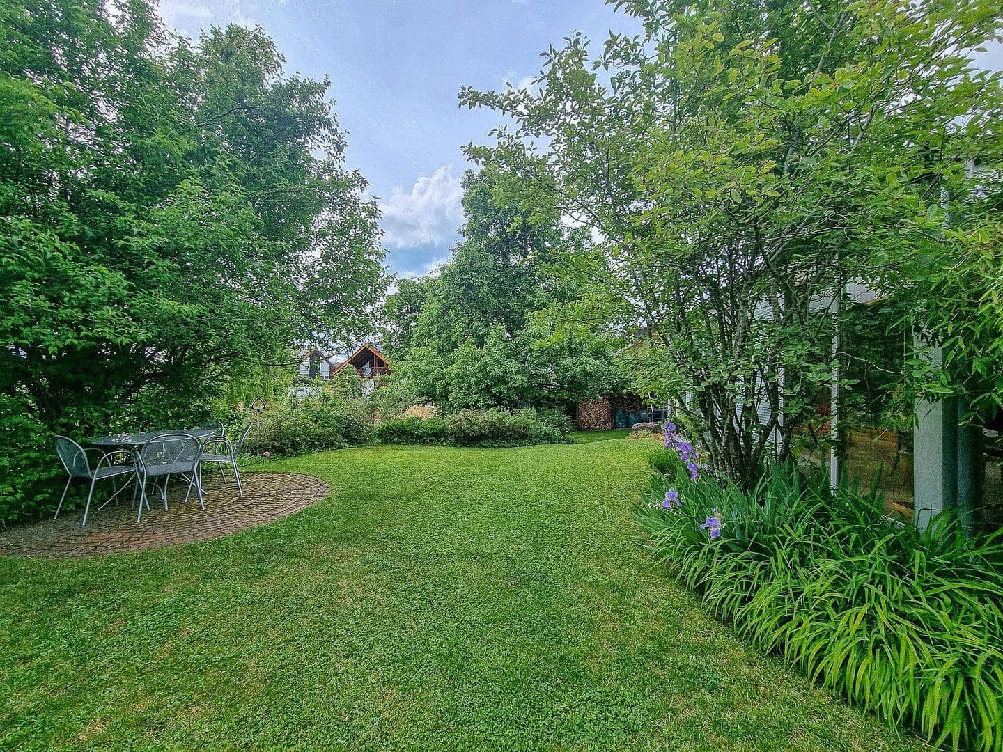 Prodej domu 215 m², pozemek 697 m², Böhmenkirch, Bádensko-Württembersko Prodej domu 215 m², pozemek 697 m², Böhmenkirch, Bádensko-Württembersko