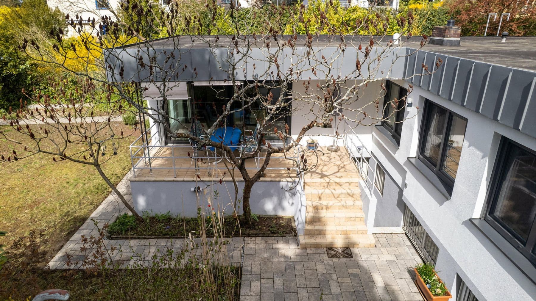 Prodej domu 170 m², pozemek 728 m², Am Steinern Kreuz 16, Darmstadt, Hessen Prodej domu 170 m², pozemek 728 m², Am Steinern Kreuz 16, Darmstadt, Hessen