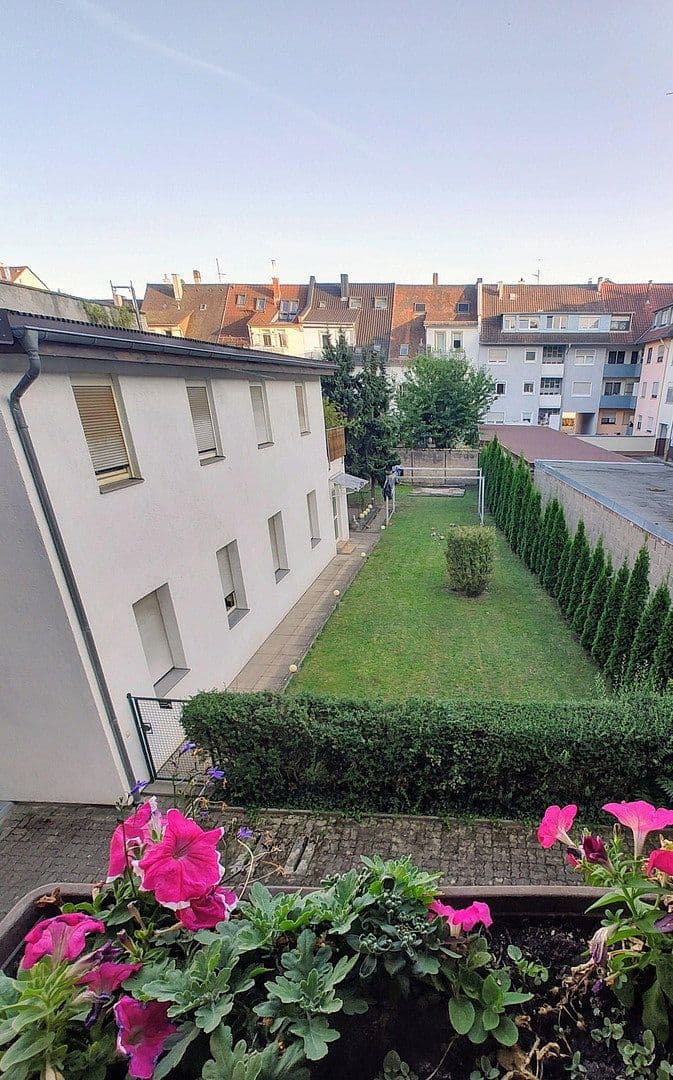 Pronájem bytu 3+1 88 m², Karlsruhe, Bádensko-Württembersko Pronájem bytu 3+1 88 m², Karlsruhe, Bádensko-Württembersko