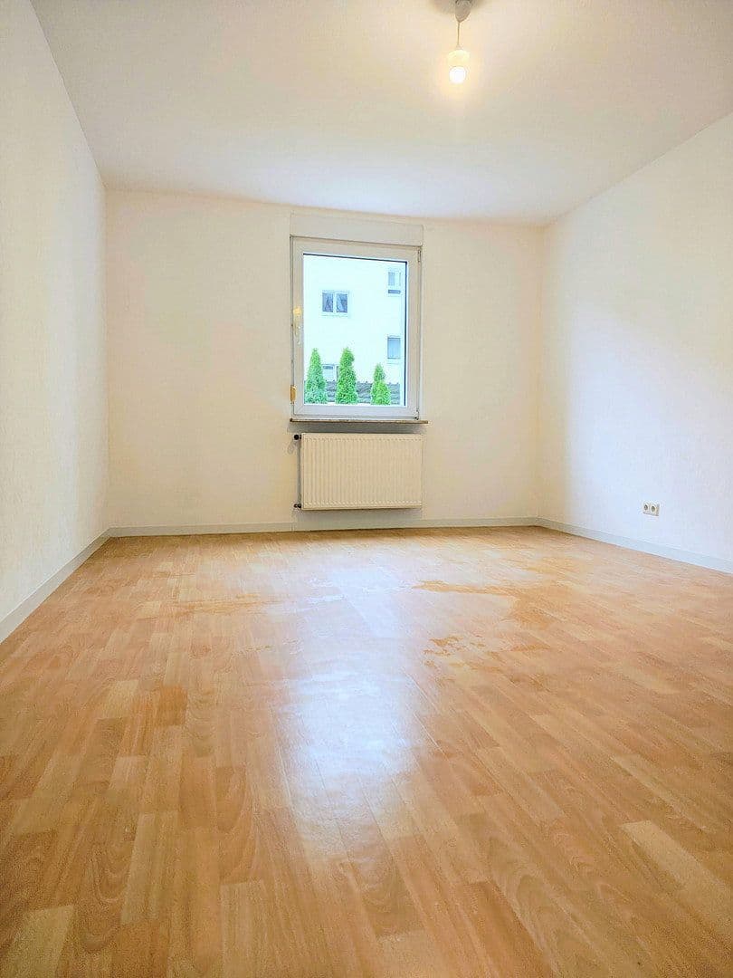 Pronájem bytu 3+1 88 m², Karlsruhe, Bádensko-Württembersko Pronájem bytu 3+1 88 m², Karlsruhe, Bádensko-Württembersko