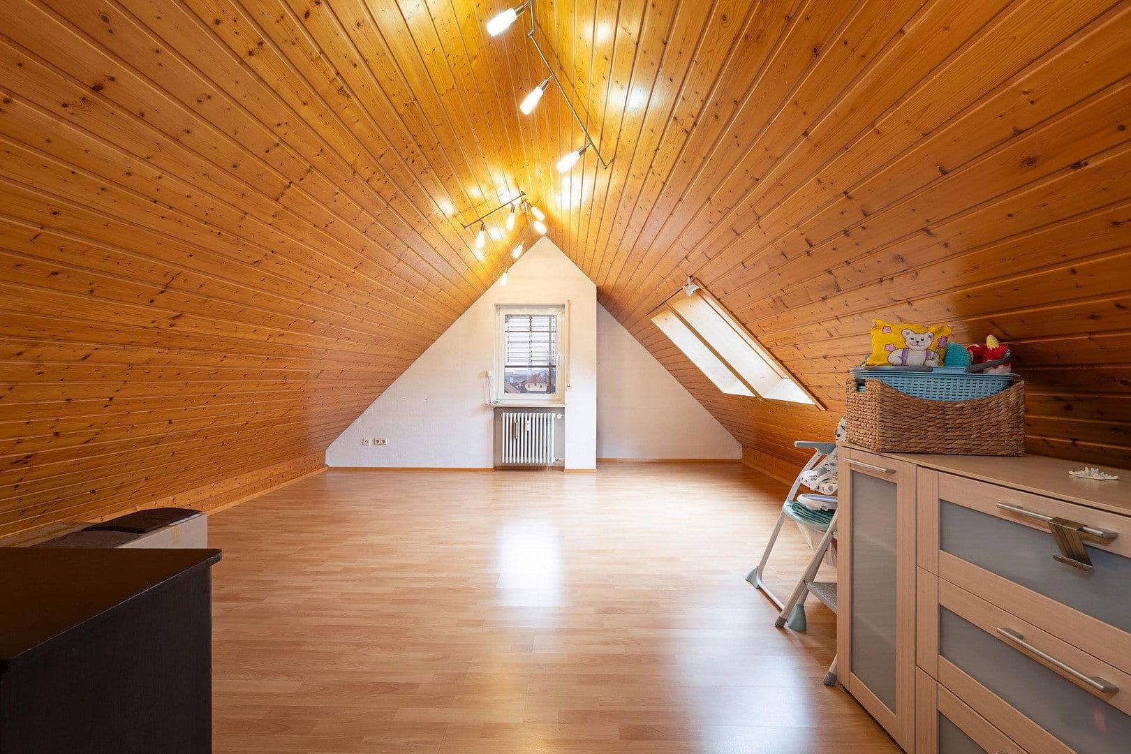 Prodej bytu 5+1 120 m², Mezgerwaidring 54, Radolfzell am Bodensee, Bádensko-Württembersko Prodej bytu 5+1 120 m², Mezgerwaidring 54, Radolfzell am Bodensee, Bádensko-Württembersko