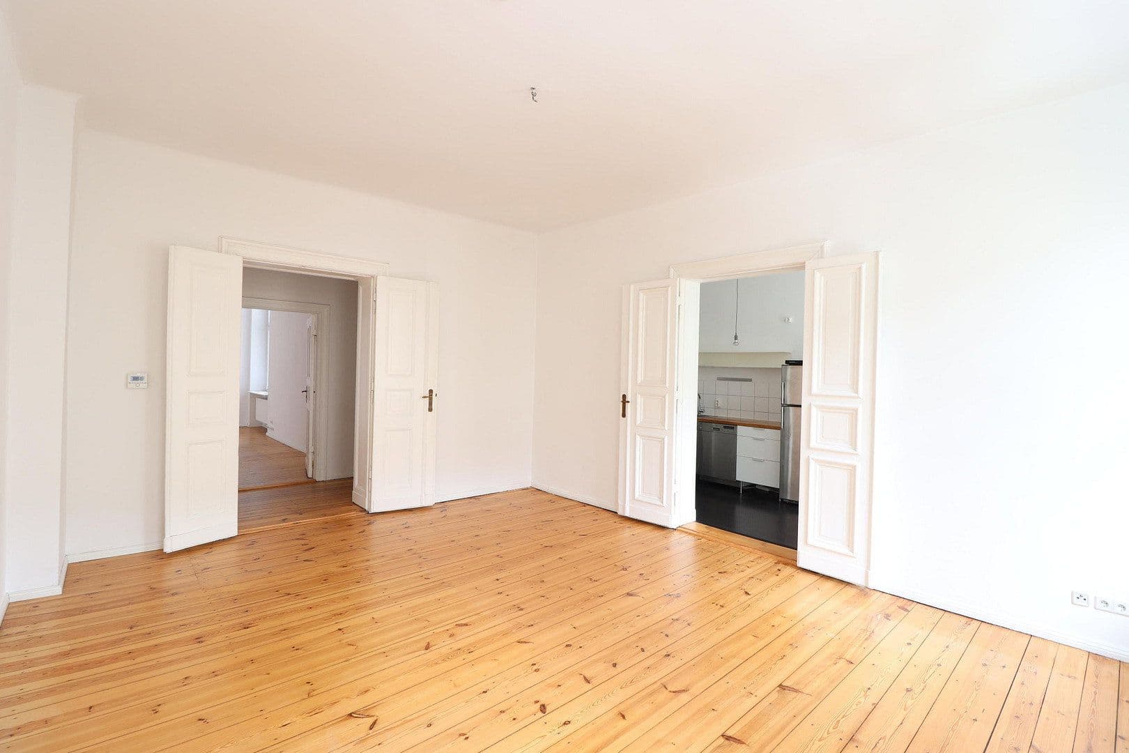 Pronájem bytu 2+1 80 m², Beusselstraße 00, Berlin, Berlín Pronájem bytu 2+1 80 m², Beusselstraße 00, Berlin, Berlín