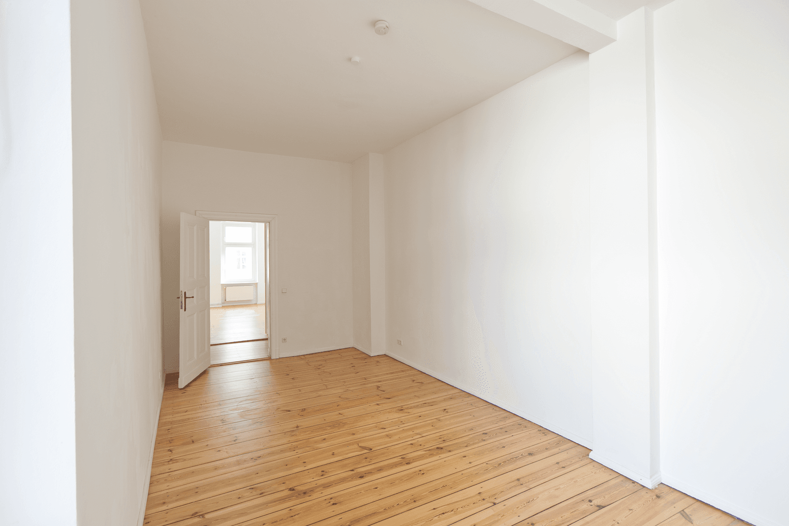 Pronájem bytu 2+1 80 m², Beusselstraße 00, Berlin, Berlín Pronájem bytu 2+1 80 m², Beusselstraße 00, Berlin, Berlín