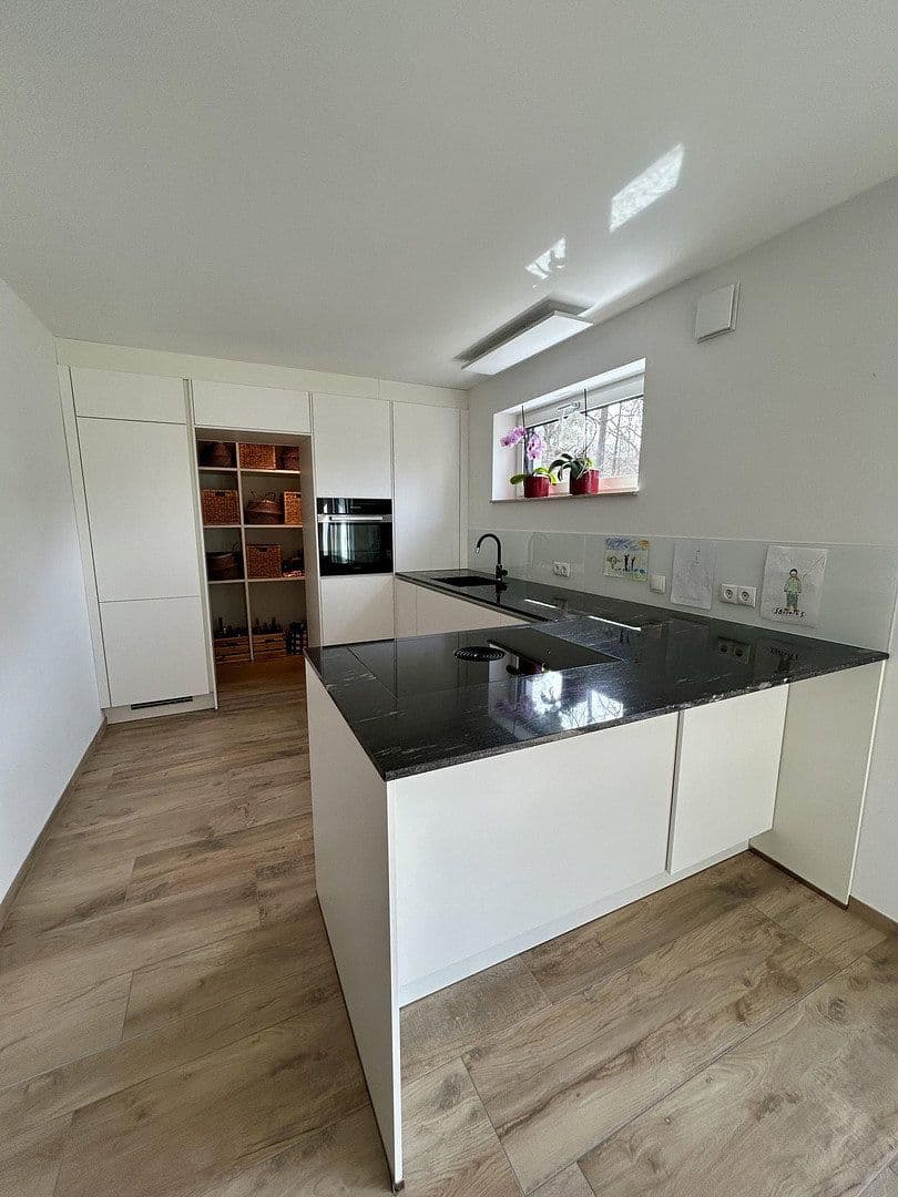 Prodej domu 120 m², pozemek 860 m², Gornau, Sasko Prodej domu 120 m², pozemek 860 m², Gornau, Sasko