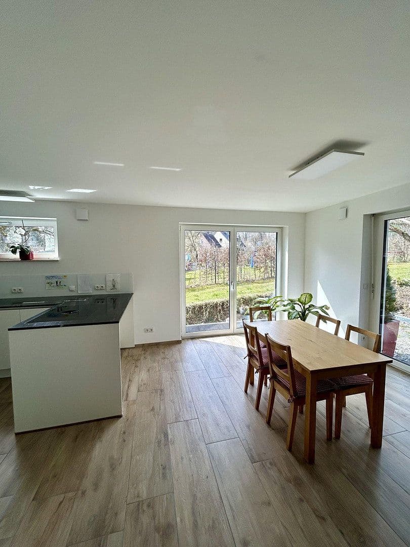 Prodej domu 120 m², pozemek 860 m², Gornau, Sasko Prodej domu 120 m², pozemek 860 m², Gornau, Sasko