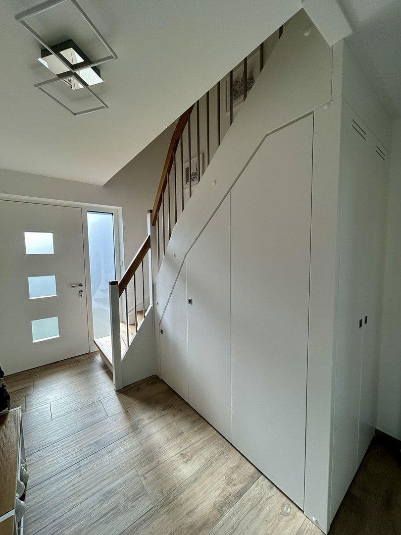 Prodej domu 120 m², pozemek 860 m², Gornau, Sasko Prodej domu 120 m², pozemek 860 m², Gornau, Sasko