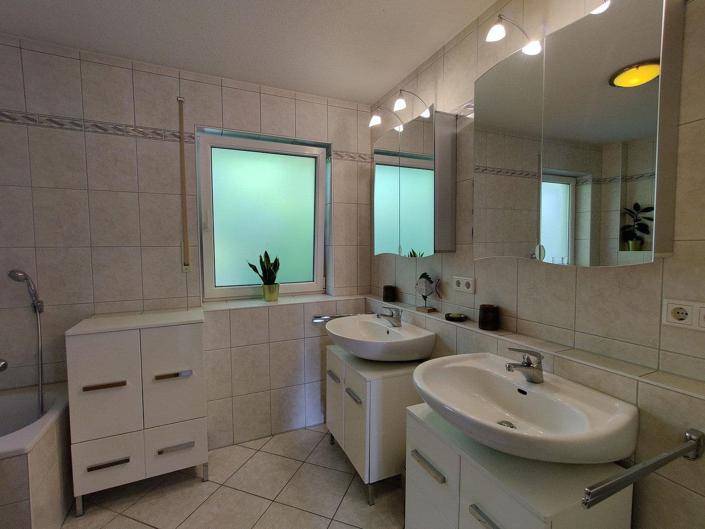 Prodej domu 153 m², pozemek 456 m², München, Bavorsko Prodej domu 153 m², pozemek 456 m², München, Bavorsko