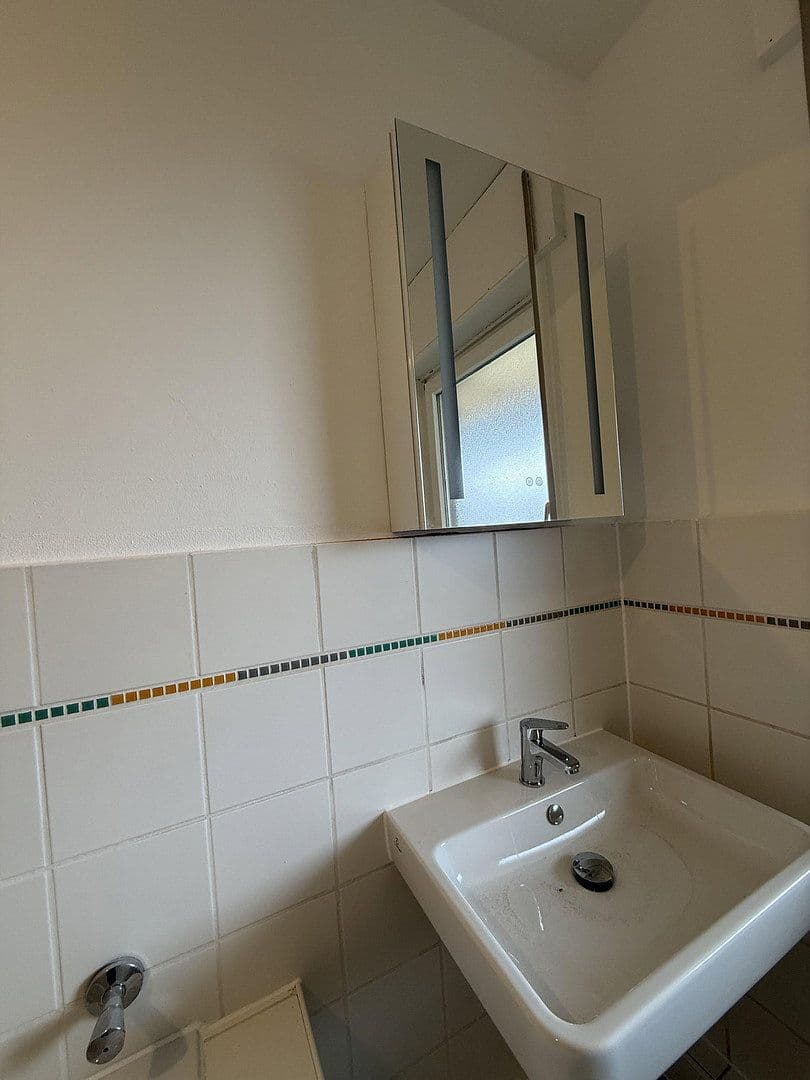 Pronájem bytu 4+1 120 m², Bucher Straße 97, Nürnberg, Bavorsko Pronájem bytu 4+1 120 m², Bucher Straße 97, Nürnberg, Bavorsko