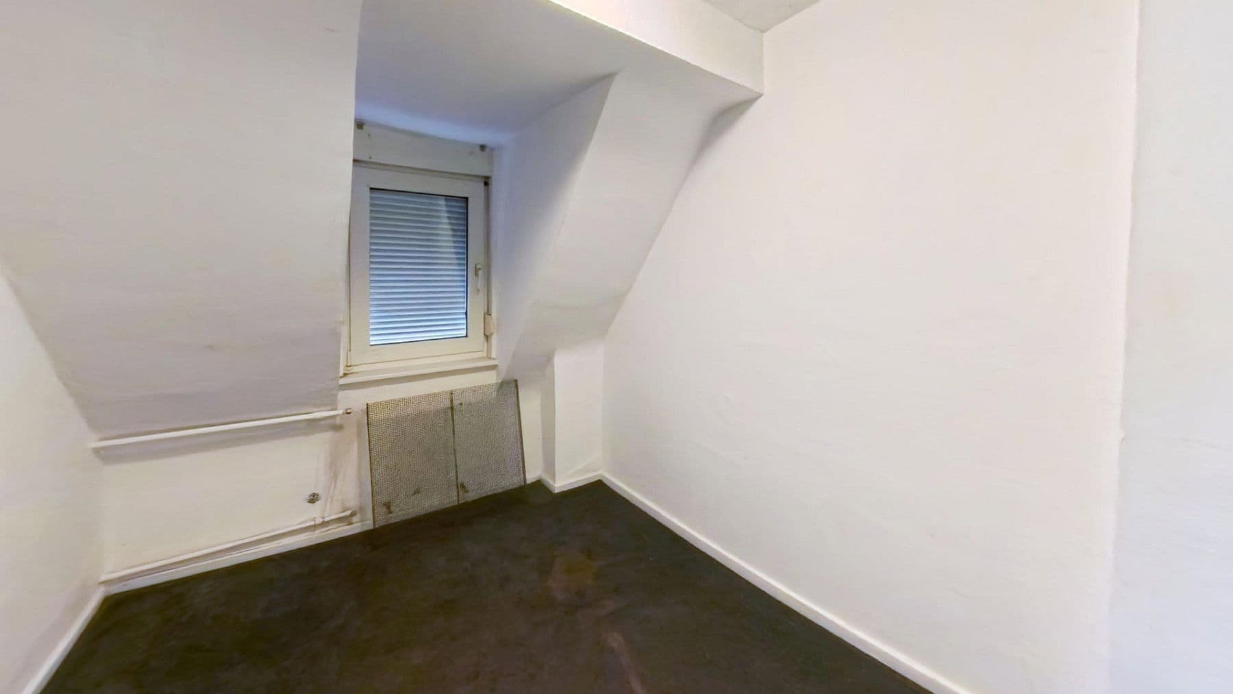 Prodej domu 123 m², pozemek 1.041 m², Herrmann-Löns-Weg 37, Salzgitter, Dolní Sasko Prodej domu 123 m², pozemek 1.041 m², Herrmann-Löns-Weg 37, Salzgitter, Dolní Sasko