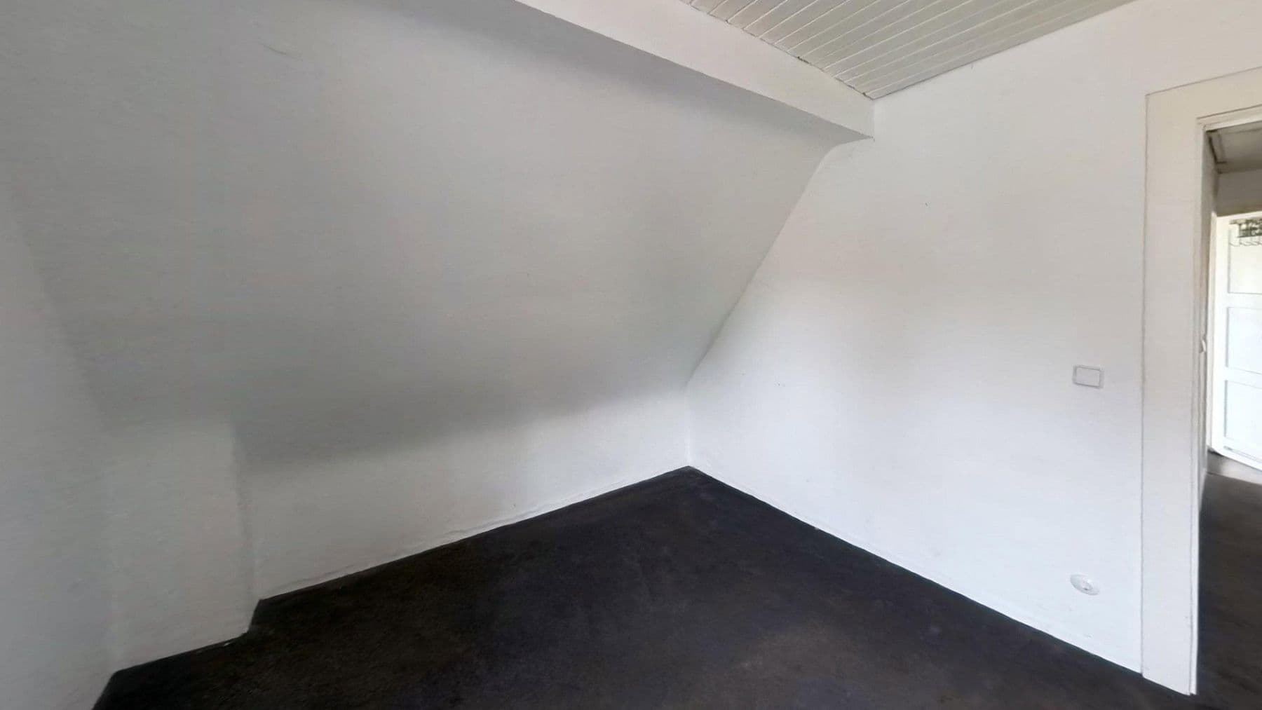 Prodej domu 123 m², pozemek 1.041 m², Herrmann-Löns-Weg 37, Salzgitter, Dolní Sasko Prodej domu 123 m², pozemek 1.041 m², Herrmann-Löns-Weg 37, Salzgitter, Dolní Sasko