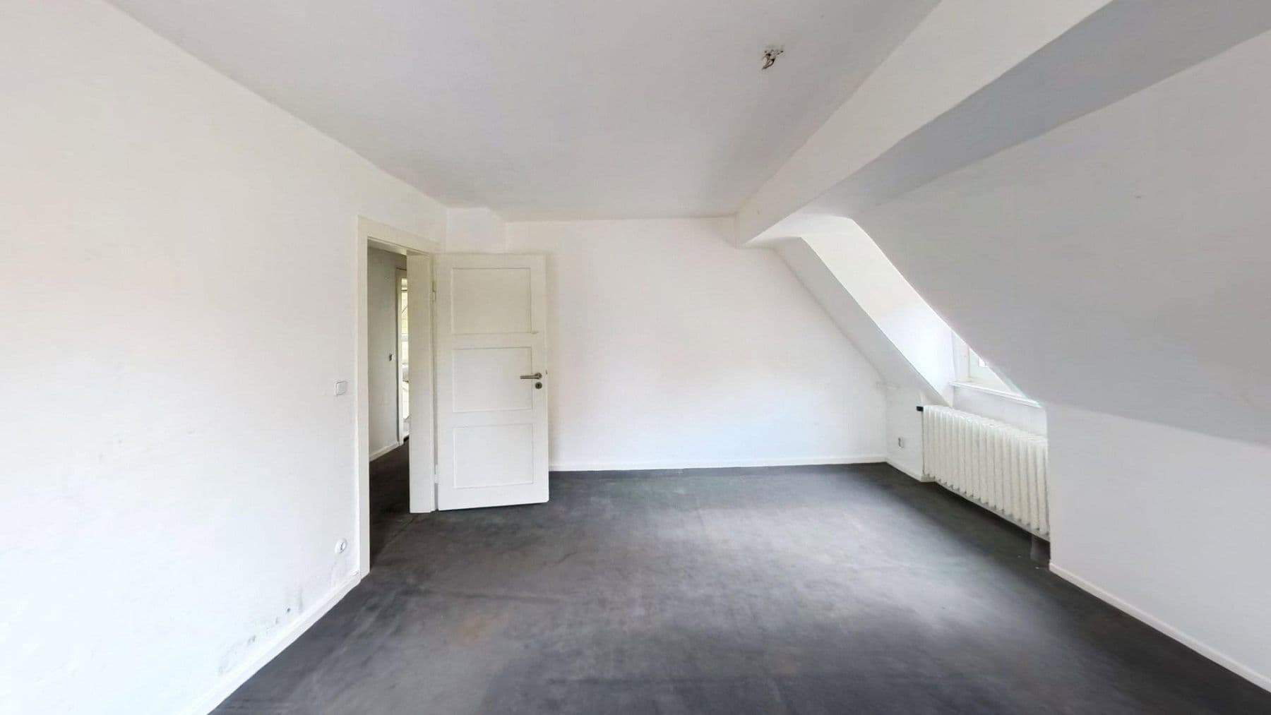 Prodej domu 123 m², pozemek 1.041 m², Herrmann-Löns-Weg 37, Salzgitter, Dolní Sasko Prodej domu 123 m², pozemek 1.041 m², Herrmann-Löns-Weg 37, Salzgitter, Dolní Sasko