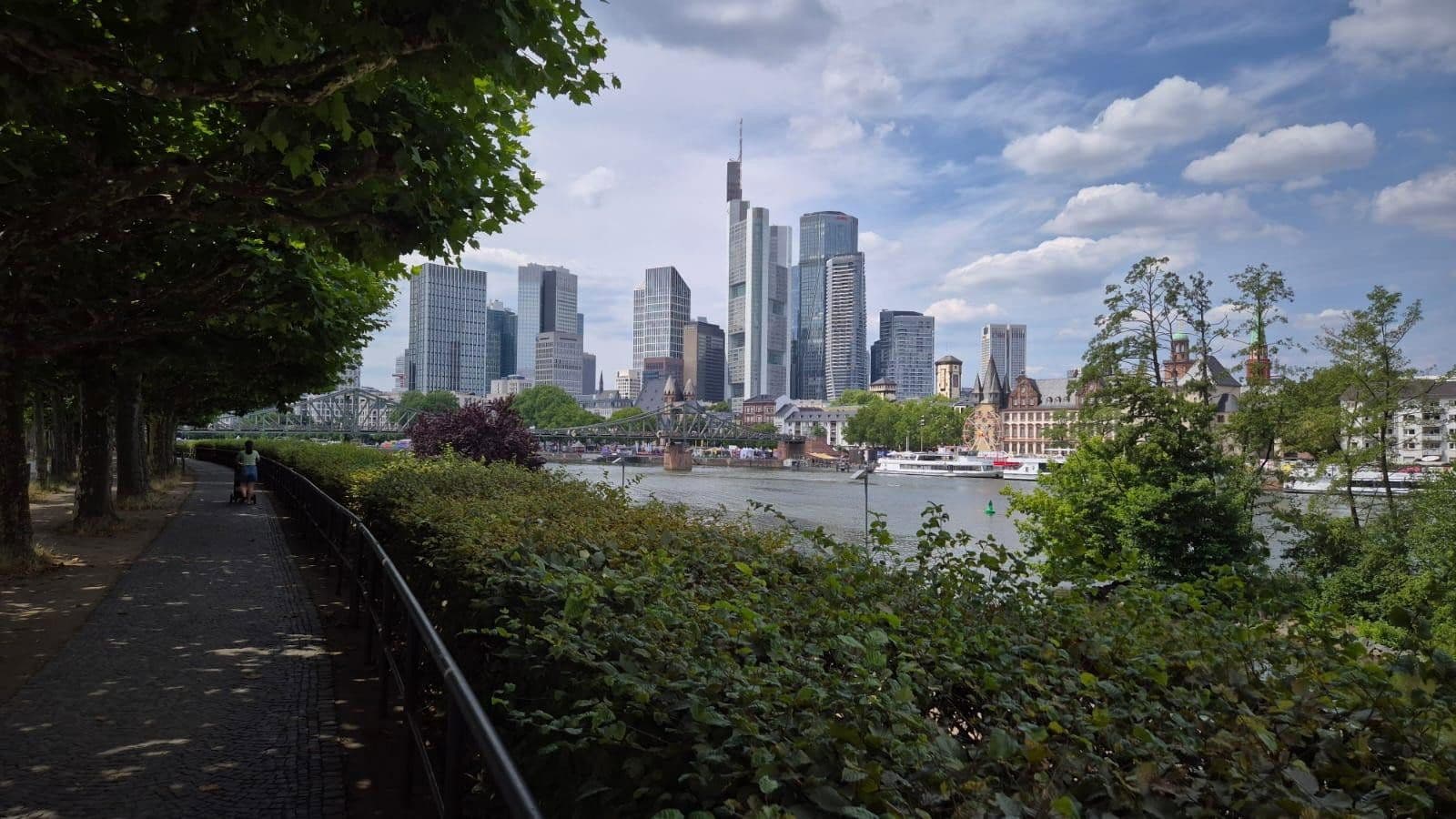 Prodej bytu 3+1 98 m², Große Rittergasse 35, Frankfurt am Main, Hessen Prodej bytu 3+1 98 m², Große Rittergasse 35, Frankfurt am Main, Hessen