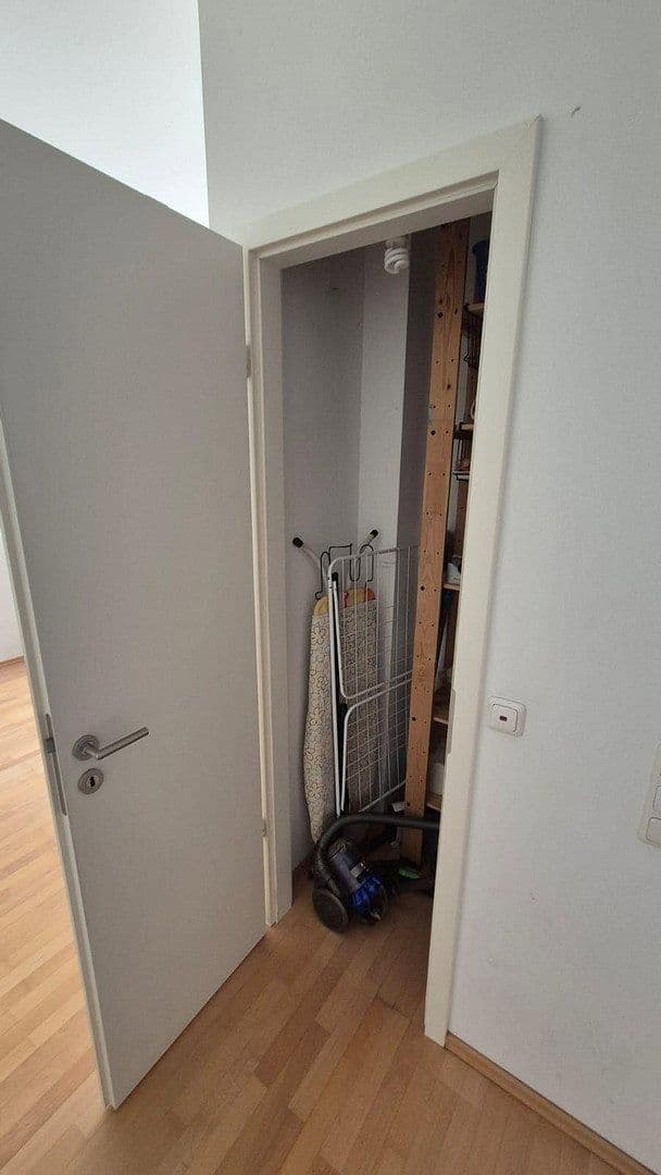 Prodej bytu 3+1 98 m², Große Rittergasse 35, Frankfurt am Main, Hessen Prodej bytu 3+1 98 m², Große Rittergasse 35, Frankfurt am Main, Hessen