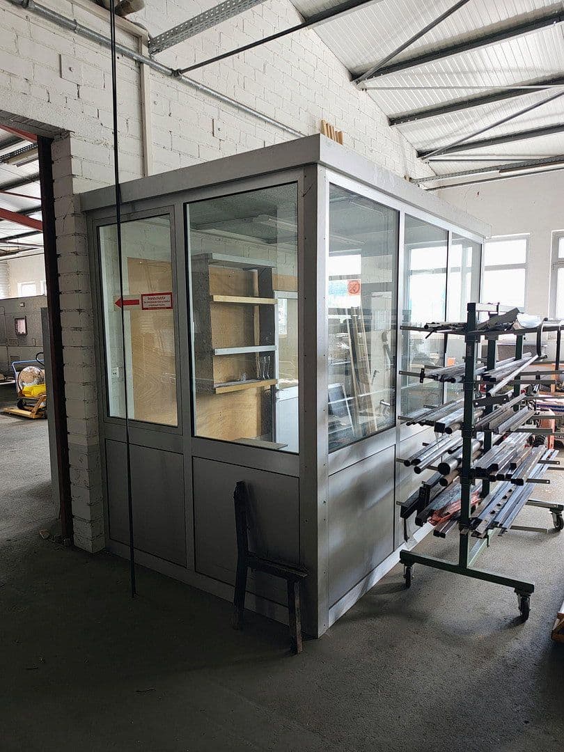 Pronájem nebytového prostoru 960 m², Am Steinbruch 3, Gerhardshofen, Bavorsko Pronájem nebytového prostoru 960 m², Am Steinbruch 3, Gerhardshofen, Bavorsko