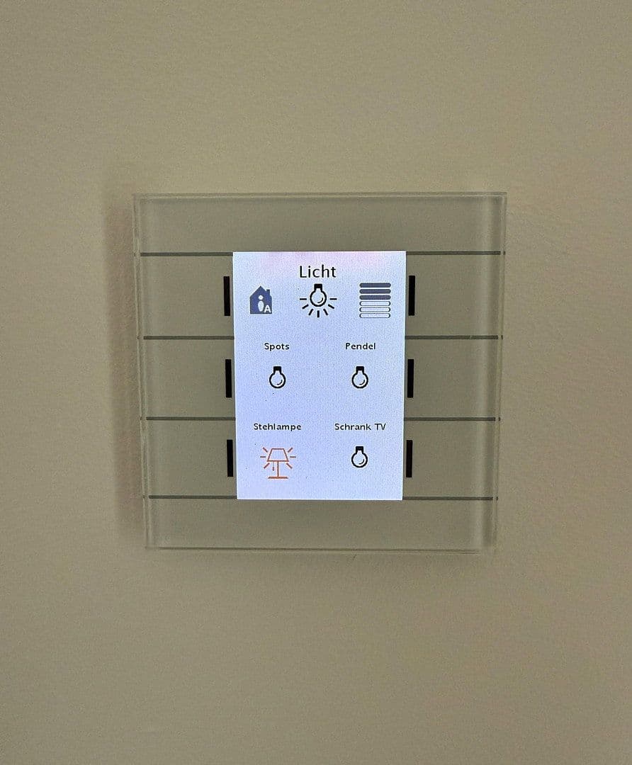 Prodej bytu 4+1 128 m², Kamillenweg 8, Wolfsburg, Dolní Sasko Prodej bytu 4+1 128 m², Kamillenweg 8, Wolfsburg, Dolní Sasko