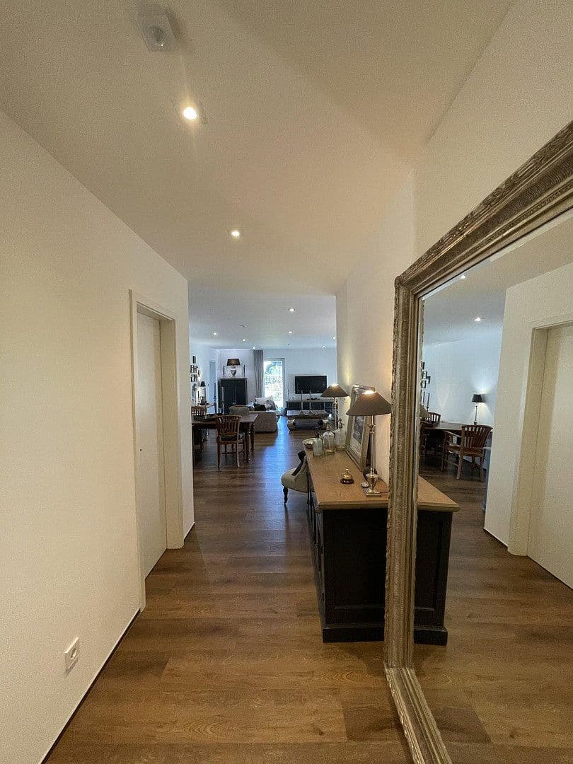 Prodej bytu 4+1 128 m², Kamillenweg 8, Wolfsburg, Dolní Sasko Prodej bytu 4+1 128 m², Kamillenweg 8, Wolfsburg, Dolní Sasko