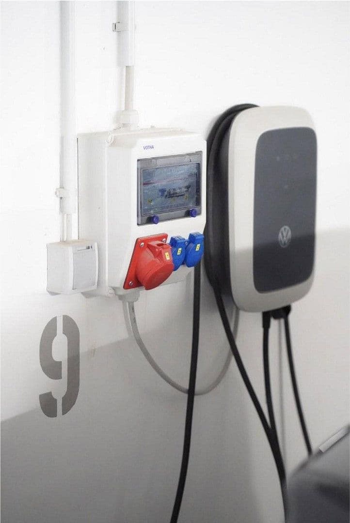 Prodej bytu 4+1 128 m², Kamillenweg 8, Wolfsburg, Dolní Sasko Prodej bytu 4+1 128 m², Kamillenweg 8, Wolfsburg, Dolní Sasko