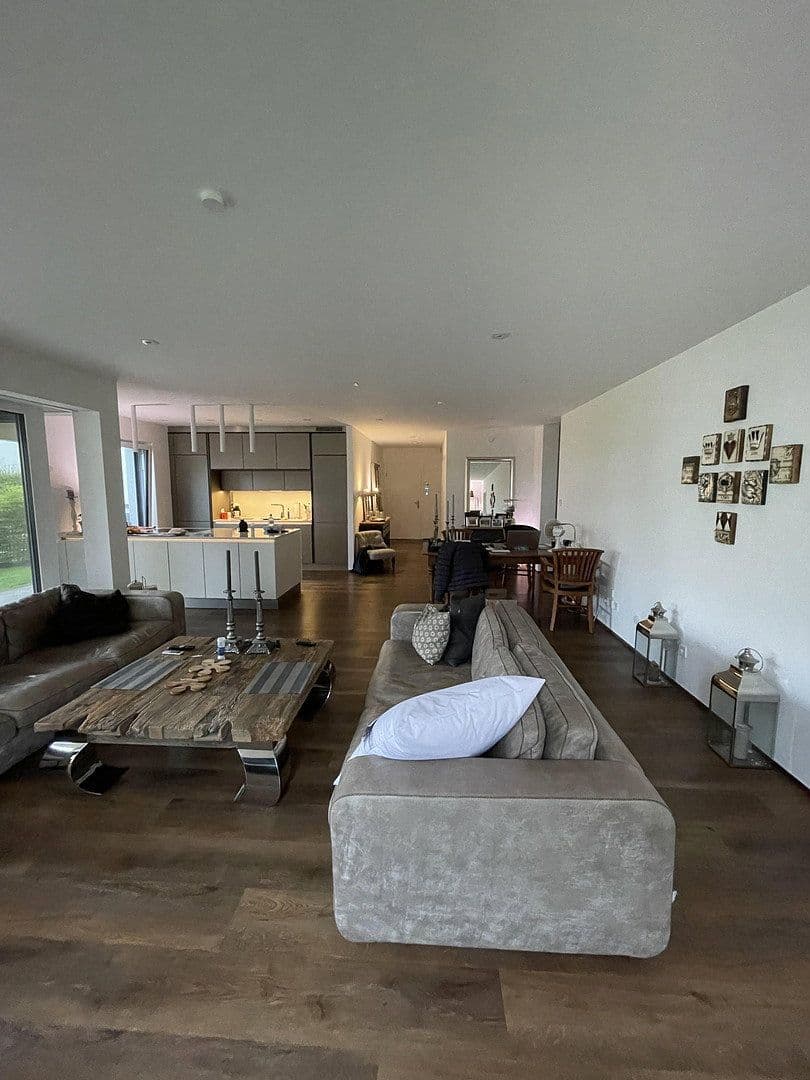 Prodej bytu 4+1 128 m², Kamillenweg 8, Wolfsburg, Dolní Sasko Prodej bytu 4+1 128 m², Kamillenweg 8, Wolfsburg, Dolní Sasko