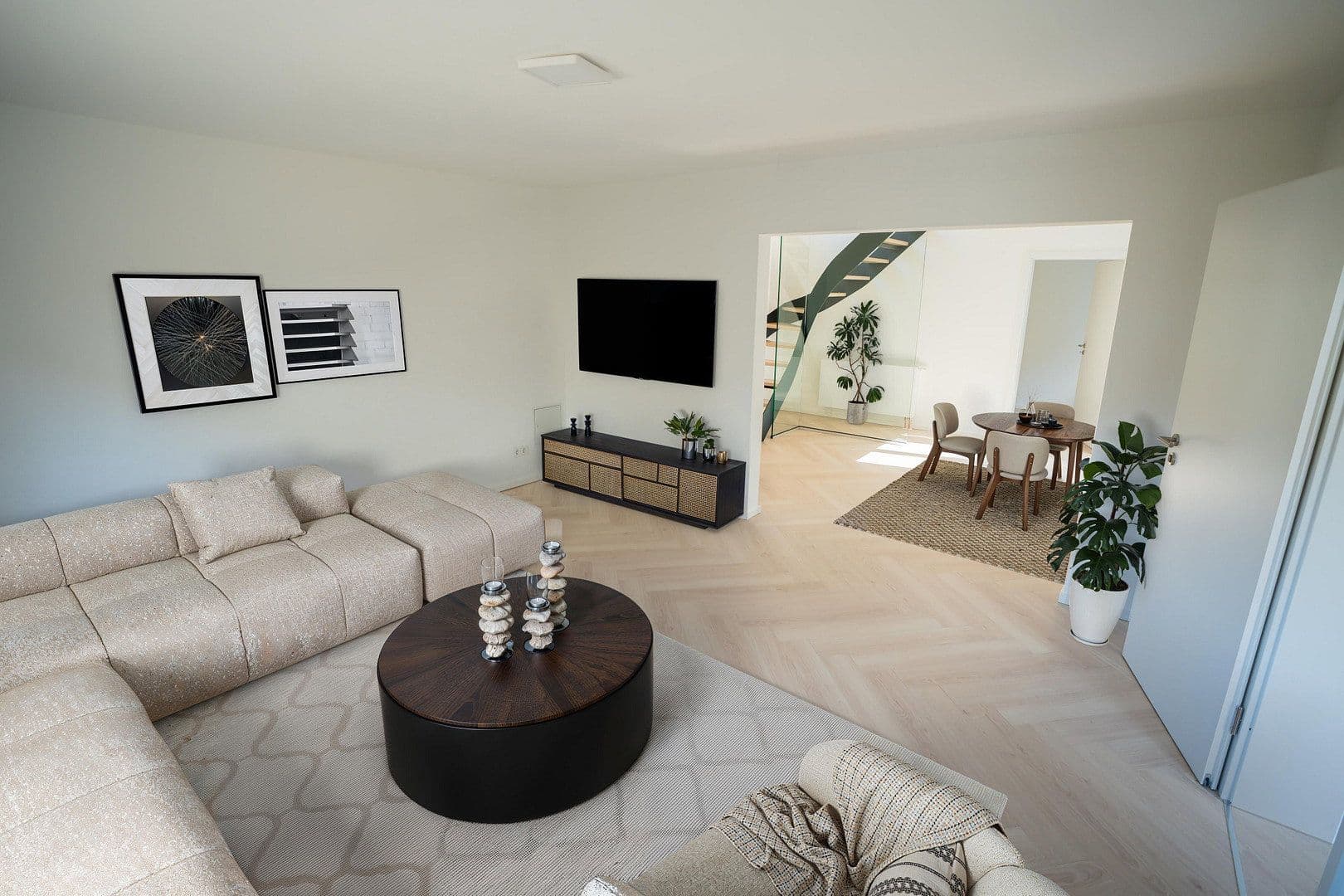 Prodej domu 120 m², pozemek 449 m², Dorstener Str. 376c, Bochum, Severní Porýní-Vestfálsko Prodej domu 120 m², pozemek 449 m², Dorstener Str. 376c, Bochum, Severní Porýní-Vestfálsko