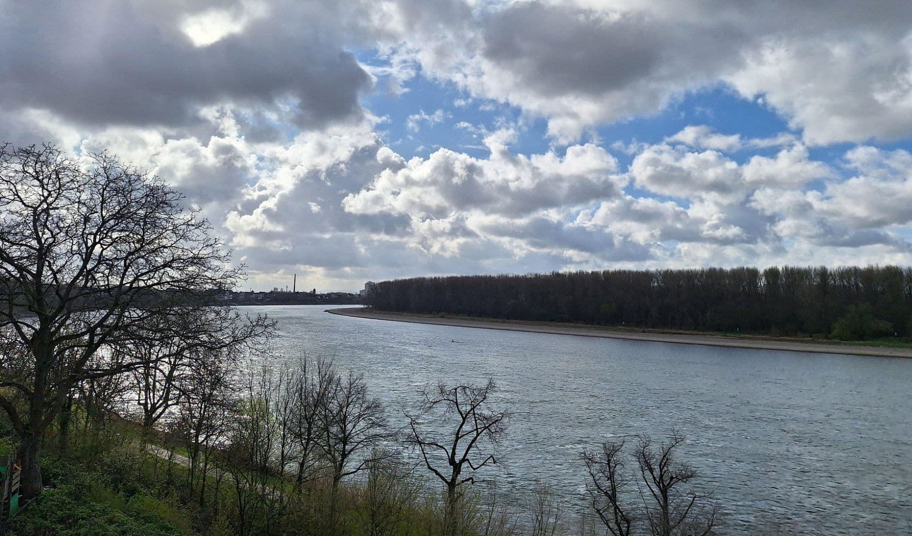 Pronájem bytu 2+1 88 m², Erkerstrasse 23, Köln Porz Ensen, Severní Porýní-Vestfálsko Pronájem bytu 2+1 88 m², Erkerstrasse 23, Köln Porz Ensen, Severní Porýní-Vestfálsko