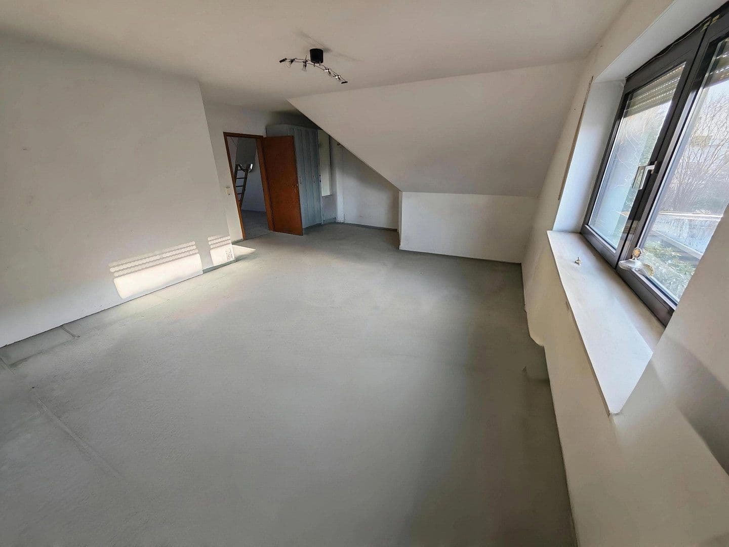 Prodej domu 250 m², pozemek 885 m², Twistringen, Dolní Sasko Prodej domu 250 m², pozemek 885 m², Twistringen, Dolní Sasko