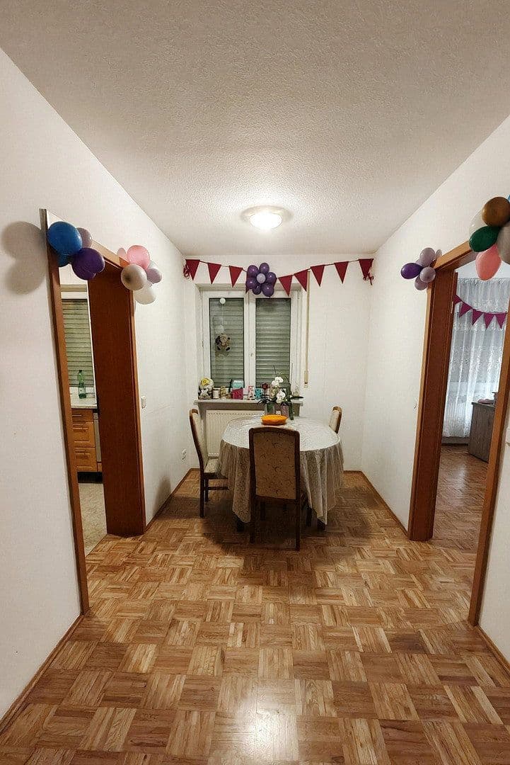 Pronájem bytu 3+1 78 m², Ahornweg 12c, Nittenau, Bavorsko Pronájem bytu 3+1 78 m², Ahornweg 12c, Nittenau, Bavorsko