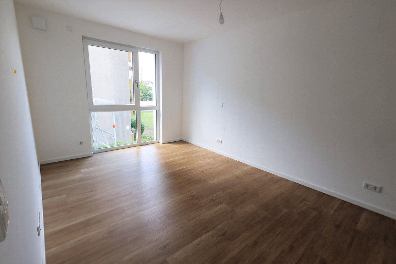 Pronájem bytu 2+1 68 m², Goerdelerstraße 33, Offenbach, Hessen Pronájem bytu 2+1 68 m², Goerdelerstraße 33, Offenbach, Hessen