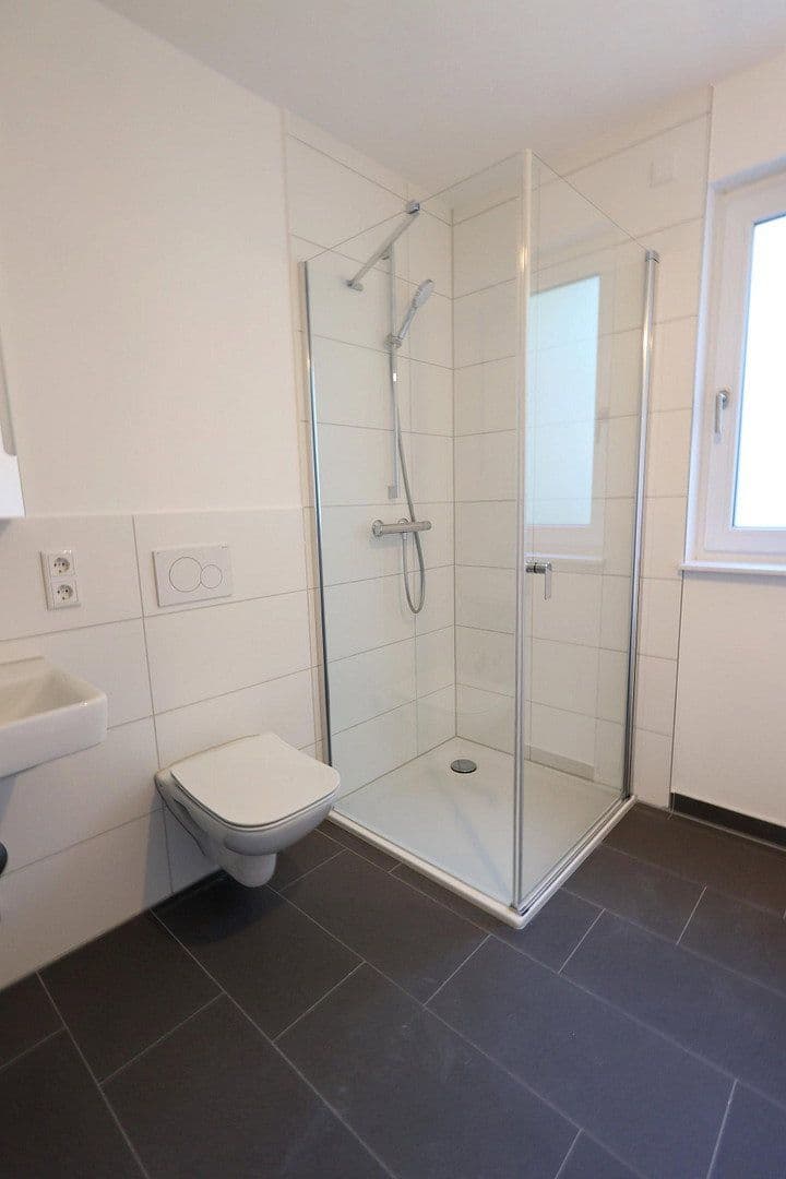 Pronájem bytu 2+1 68 m², Goerdelerstraße 33, Offenbach, Hessen Pronájem bytu 2+1 68 m², Goerdelerstraße 33, Offenbach, Hessen