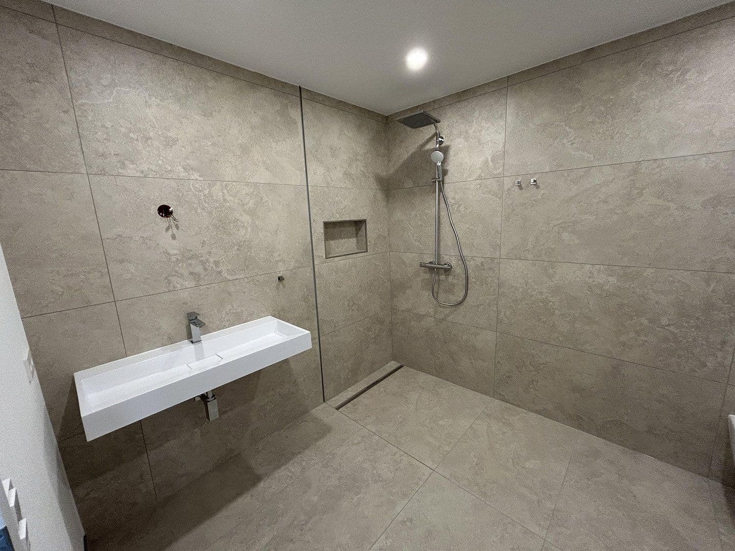 Pronájem bytu 3+1 108 m², Scheckertstrasse 2, Zell am Main, Bavorsko Pronájem bytu 3+1 108 m², Scheckertstrasse 2, Zell am Main, Bavorsko