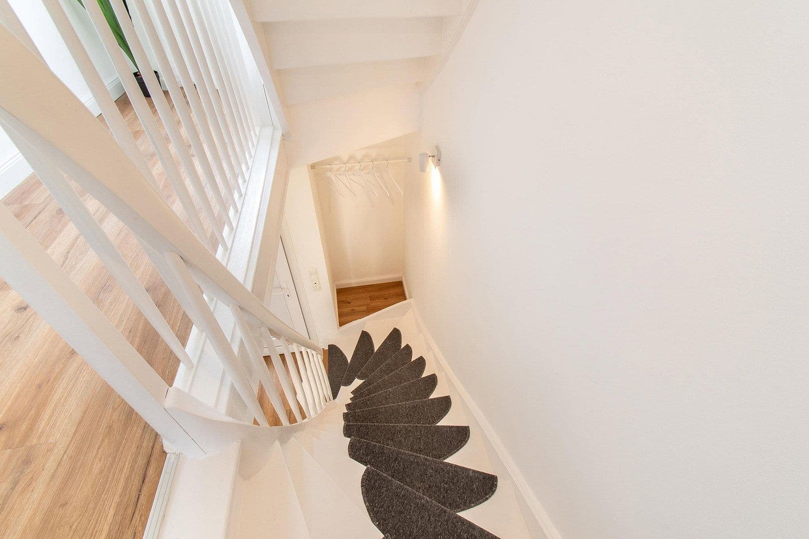 Prodej domu 87 m², pozemek 135 m², Hamburg, Hamburg Prodej domu 87 m², pozemek 135 m², Hamburg, Hamburg