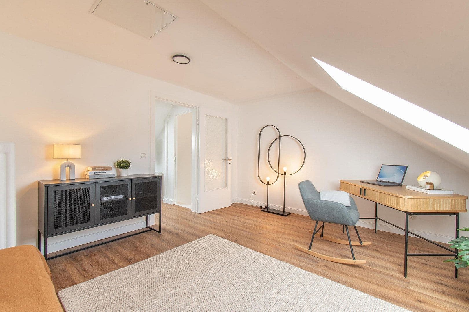 Prodej domu 87 m², pozemek 135 m², Hamburg, Hamburg Prodej domu 87 m², pozemek 135 m², Hamburg, Hamburg