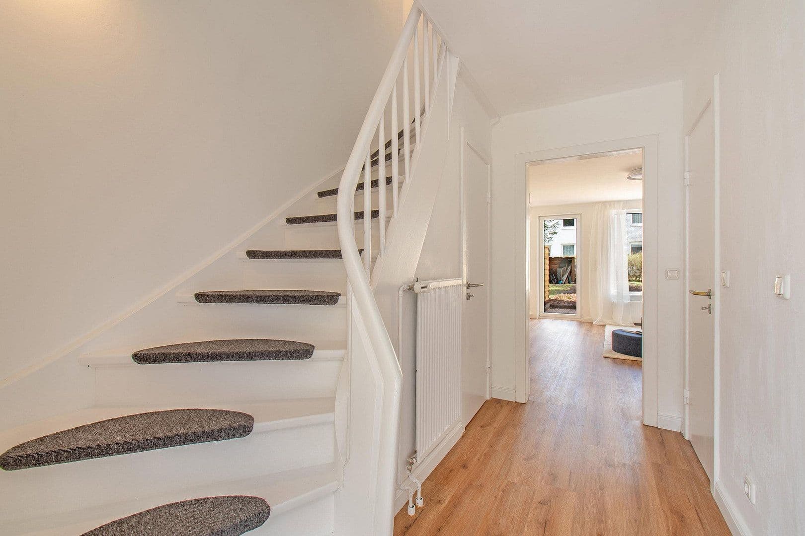 Prodej domu 87 m², pozemek 135 m², Hamburg, Hamburg Prodej domu 87 m², pozemek 135 m², Hamburg, Hamburg